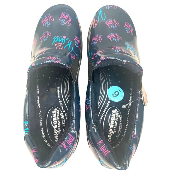 Easy Works By Easy Street Slip-Resistant "Be Kind" Clogs Shoes Navy & Pink 6W - Picture 5 of 14
